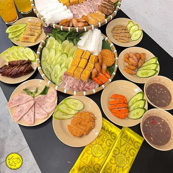 ĐỐI TÁC MỘC CHÍNH